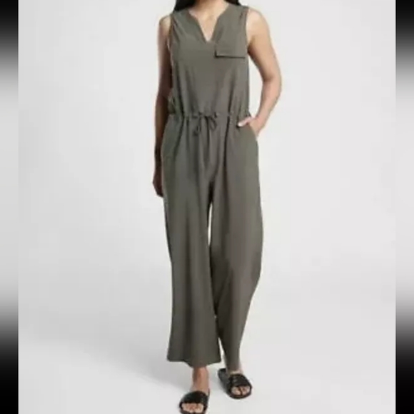 ATHLETA Topanga Jumpsuit Romper | Mountain Olive Size Small #657900 - Picture 3 of 9